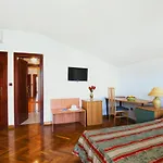 Sveta Eufemija Bed End Breakfast I Frühstückspension 4*