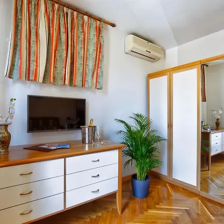 Sveta Eufemija Bed End Breakfast I Bed & Breakfast